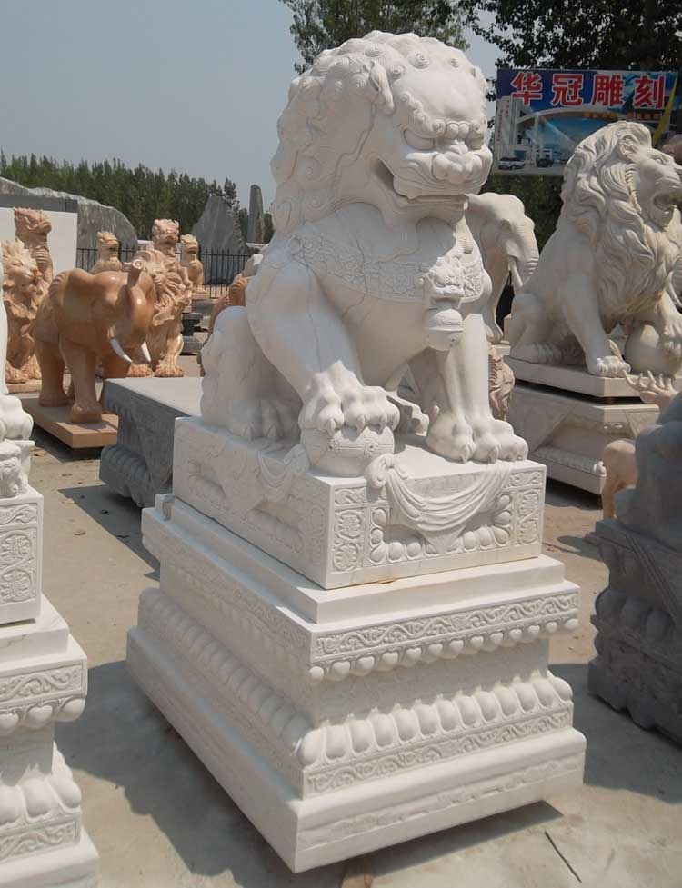 2015年最新汉白玉石雕狮子图片展示