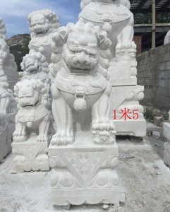 高1.5米北京汉白玉石狮